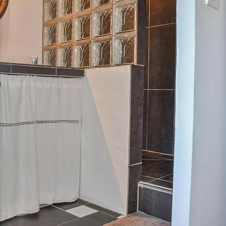 Beautiful In En Champagne Tatil Evi